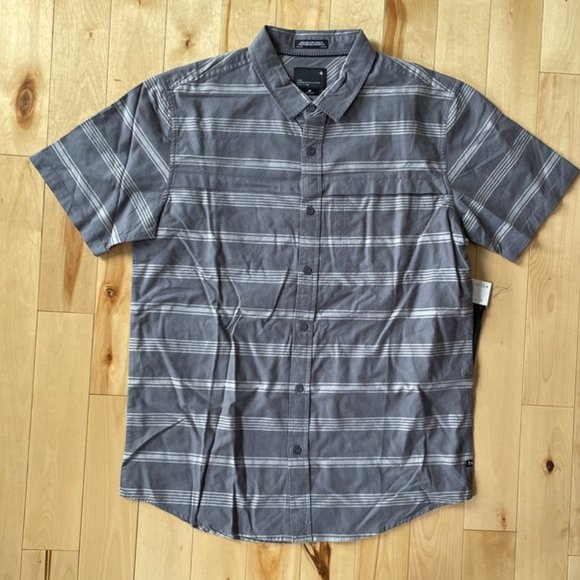 Men's Short Sleeve Shirt - Picture 1 of 3